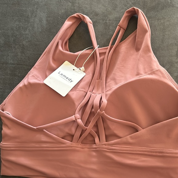 Lemedy light pink strap back sports bra - Picture 2 of 3